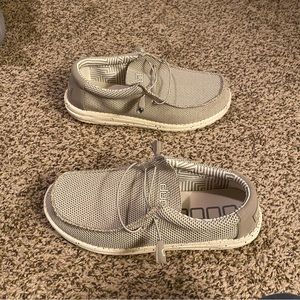 Hey Dude Wally Sox- Ash